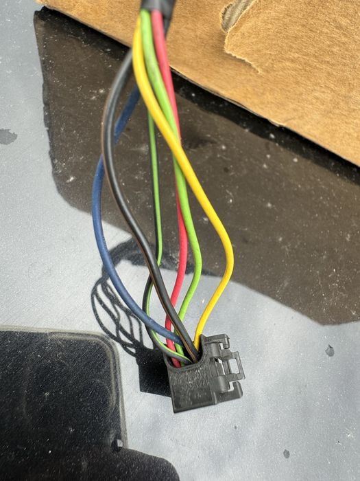 Vand oglinda stanga si dreapta Giulia