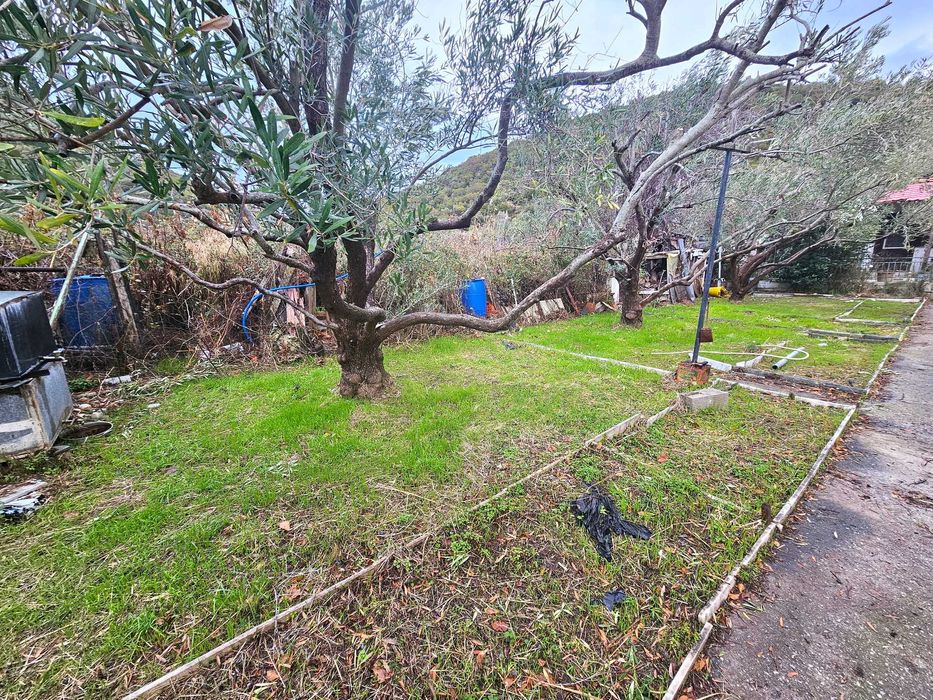 ЗА ПРОДАЖБА къща 45 кв.м. на плажа на ELAIOCHORIOU N. Перамос код 8129