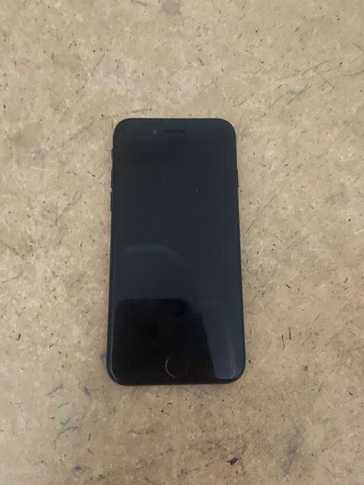 Iphone 7 Срочно сатам