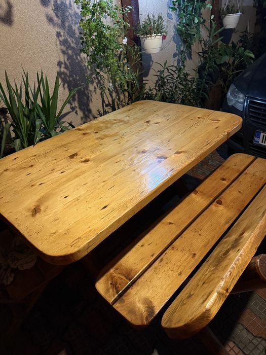 Vand Masa+2 banci din lemn