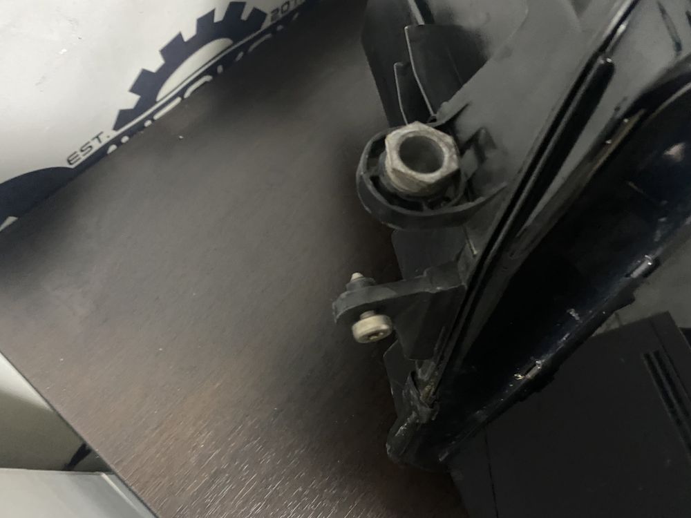 Far stanga Vw Tiguanl an 2016-2020 halogen si led