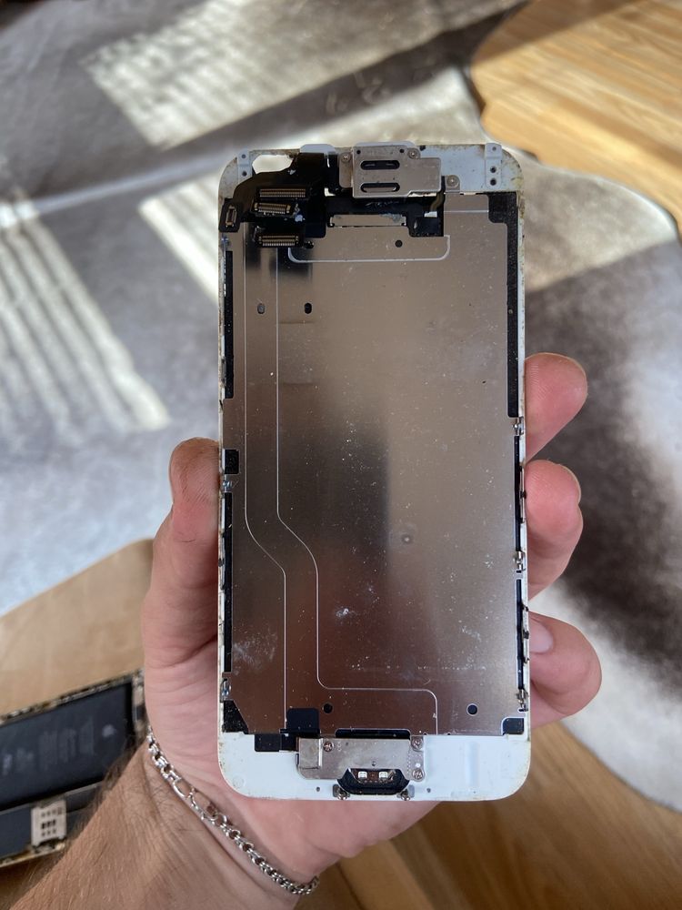 IPhone за части/ възстановяване