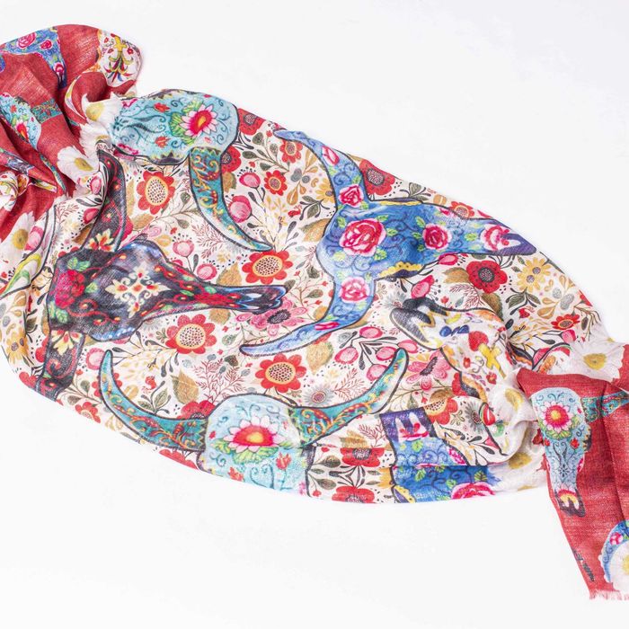 Дамски ефектни шалове