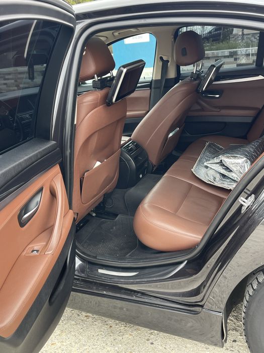 BMW Seria 5 / F10 / 518d / Luxury Line