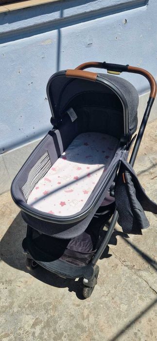Carucior Maxi Cosi 3 in 1 + Baza Auto Isofix