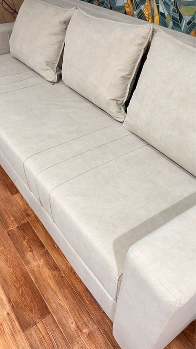 Диван в отличном состояние