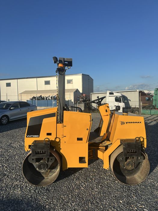 Cilindru compactor JCB Vibromax VMT 280 2.8 tone Finantare avans 0