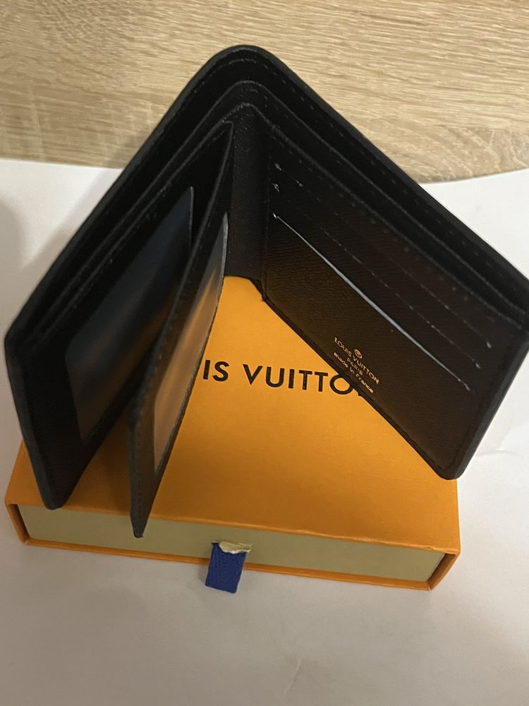 Portofel Louis Vuitton negru !!