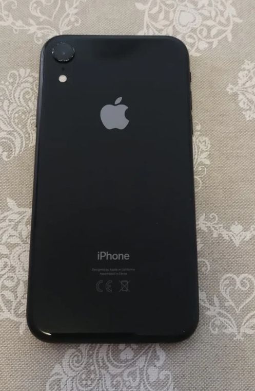 Iphone xr 128 gb все работает без дефектов