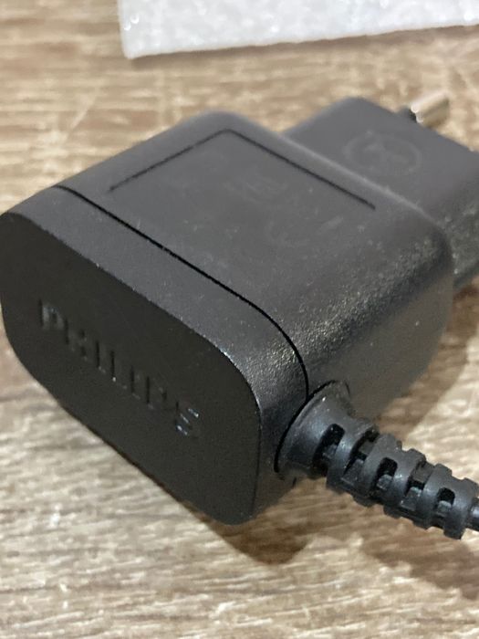 PHILIPS HC5612/15 Зарядно +3-бр номера за машинка