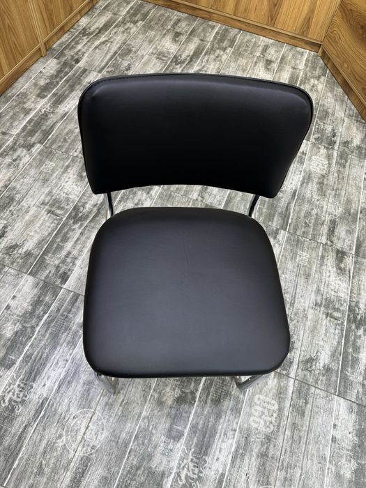 Dafna kreslo 15 tacha bor b/u kimga kere bosa murojat qvurila