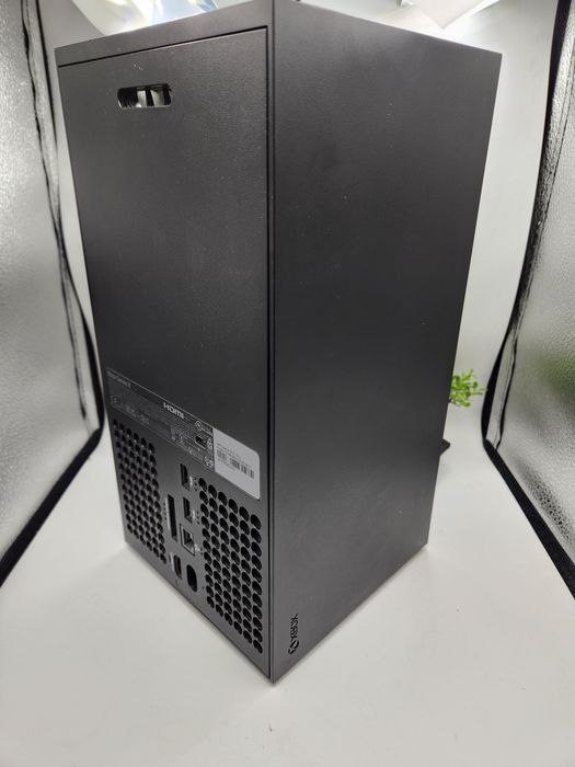 Hope Amanet P11- Consola XBOX Series X/ O maneta