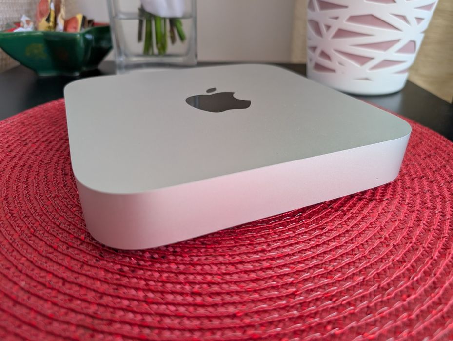 Apple MacMini M2 8Gb 256Gb macos Sequoia 15