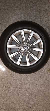 Оригинални алуминиеви джанти VW, 17ки с гуми Пирели, всесезонни,2020г