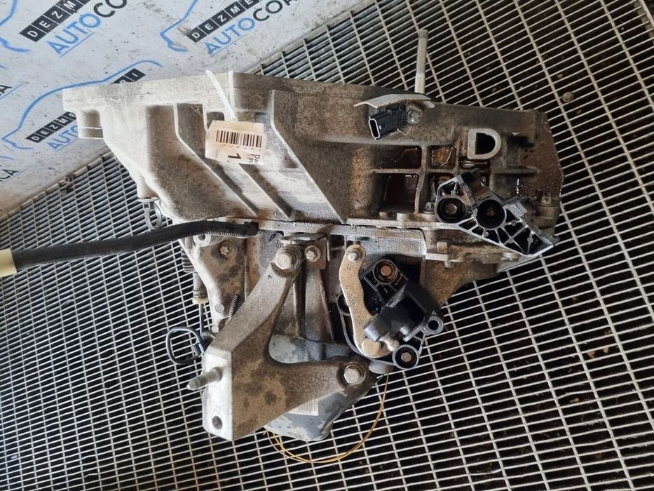 Cutie de viteze Dacia Dacia Logan II MCV Facelift 2017 0.9 B 2016 - 2020 90CP Manuala 5 ...