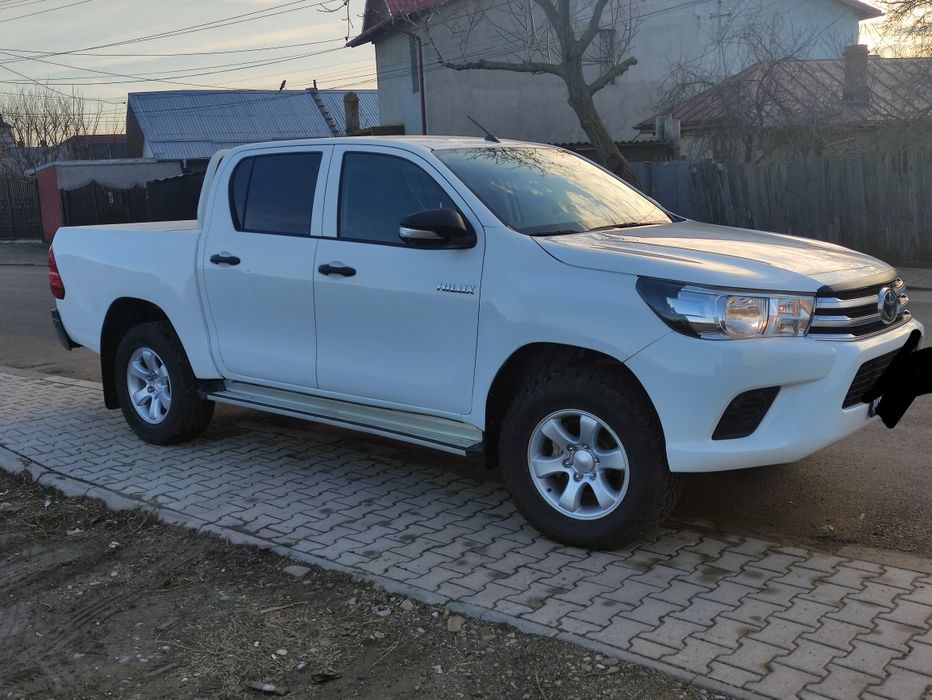 Toyota hilux 2017 , motor 9000 km.