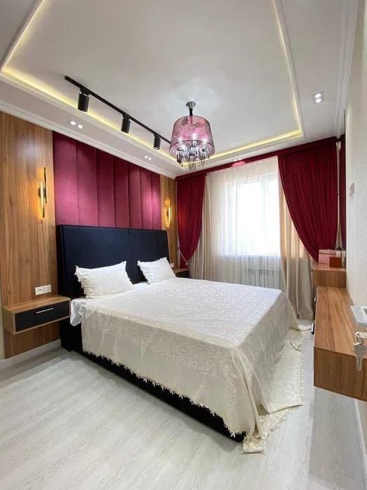 2в3/8/9 Буюк Ипак Йули 65м2 
Евро,мебель техника Лифт Новый