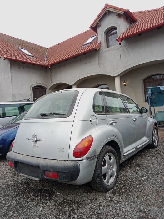 Vând Chrysler pt cruiser 2.0 benzina funcțional