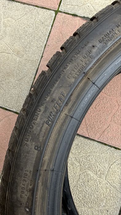 DOUA Cauciucuri Anvelope iarna RUNFLAT Pirelli SOTTOZERO 3 225 40 R19