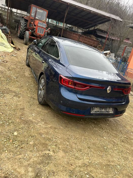 Vand renault talisman inundat sau schimb cu auto