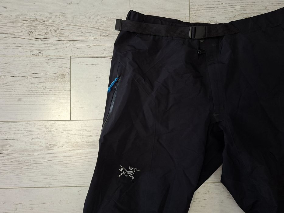 Arc'teryx Gore-tex-Ориг. Дамски панталон Нов!!!