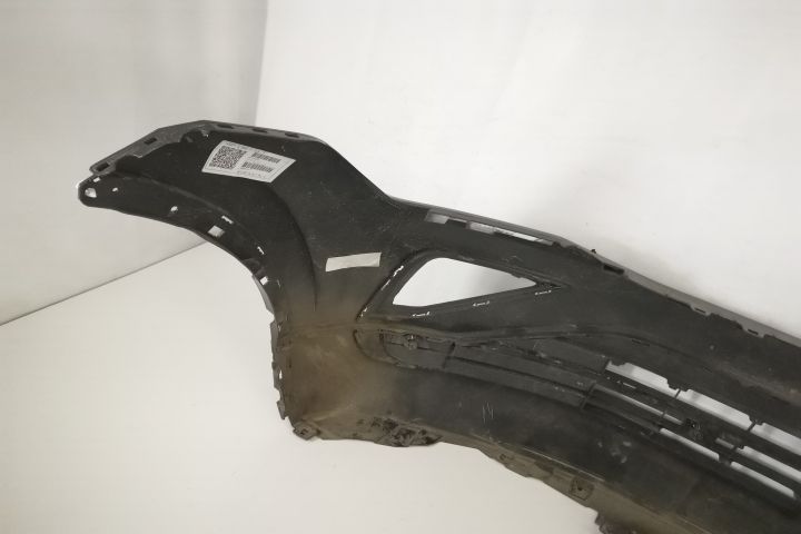 Предна броня Оригинална С Датчици И Предна Пола В Добро Състояние Фолк