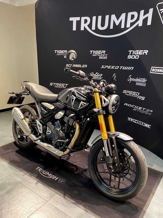 Motocicleta Triumph Speed 400 2025 Second | Rate | Leasing