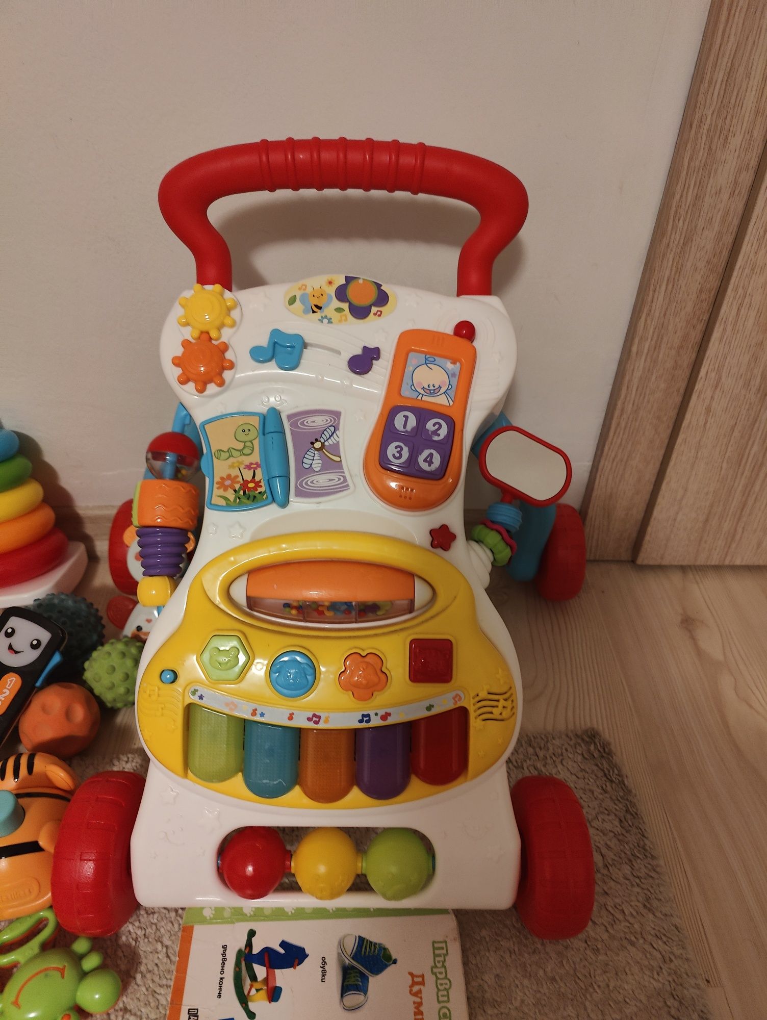 Комплект играчки за малко дете