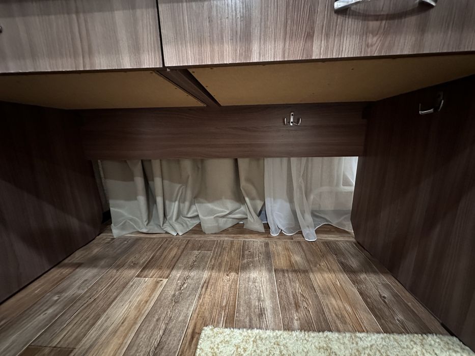 Продам стол компьютерный