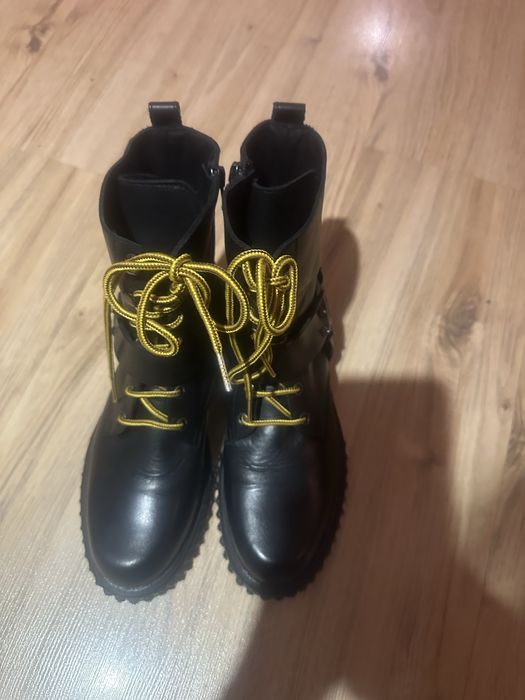 Дамски боти Pinko