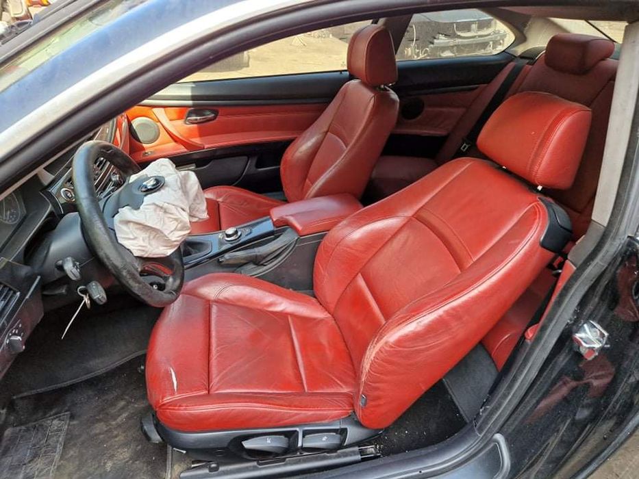 BMW E92 320D 177кс N47 рекаро  нави ксенон ръчкаНА ЧАСТИ!