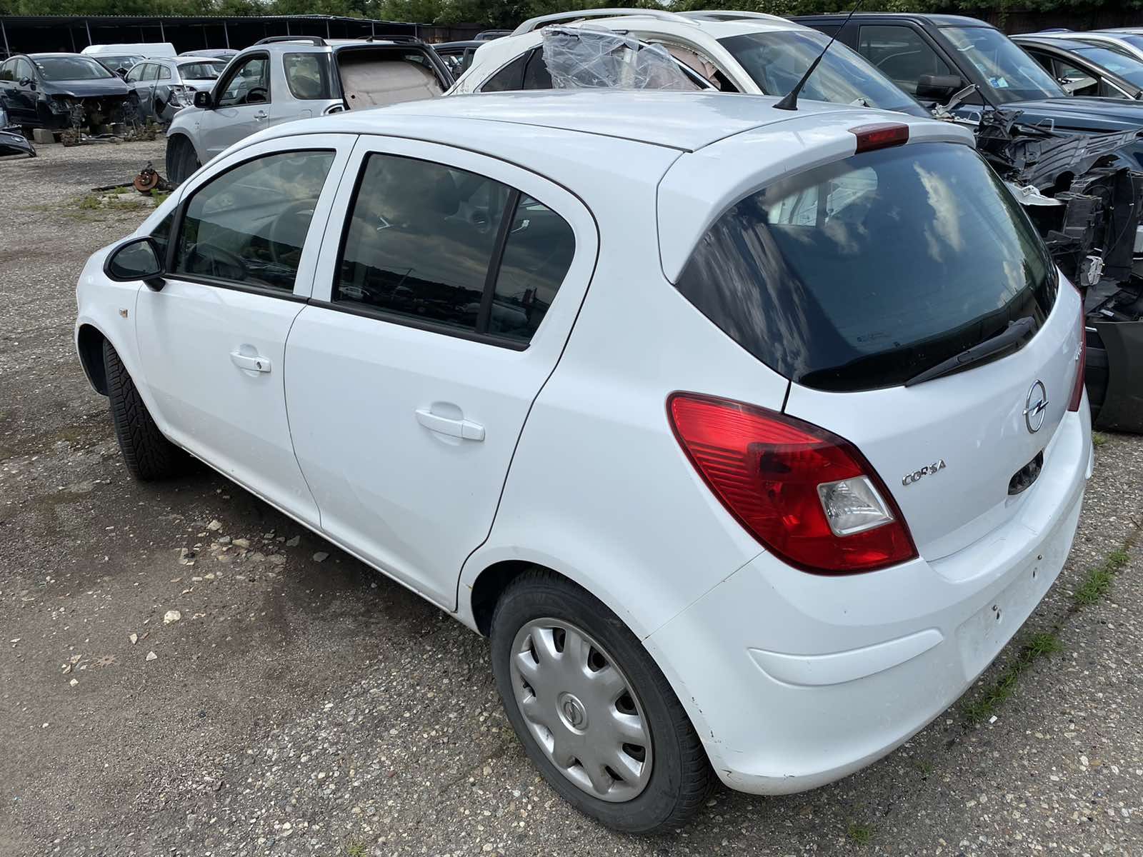 Opel Corsa 1.3 cdti на части