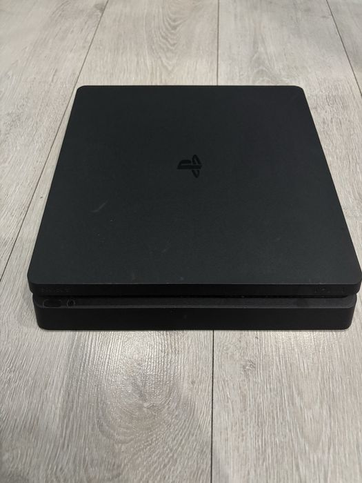 PlayStation 4 slim 500gb