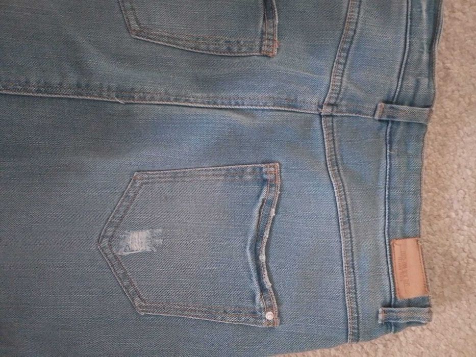 Fusta blugi Zara. Marimea S.