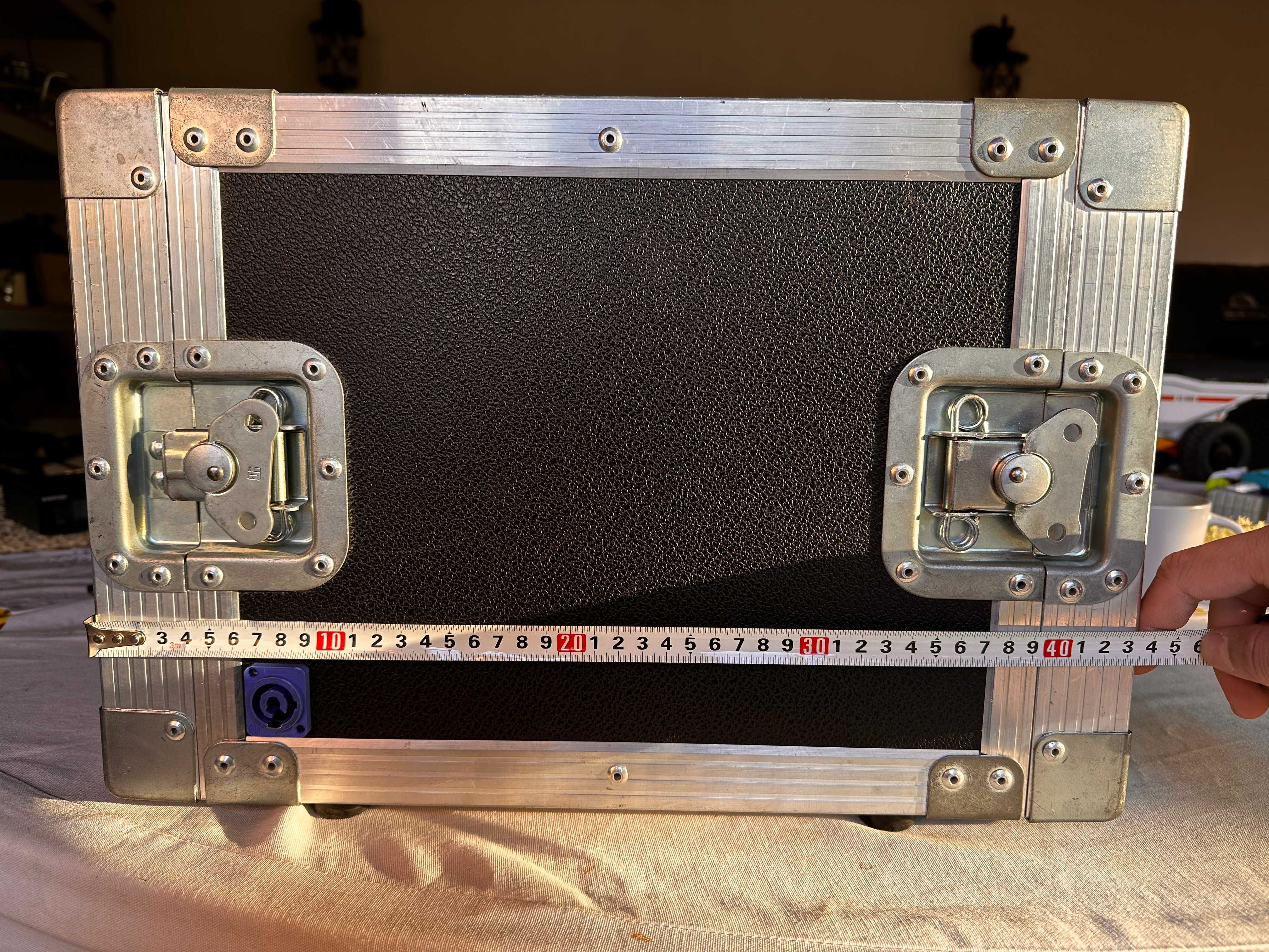 Микрофони SHURE SLX4 + BETA 58A, PGX4 + SM 58 + PGX1 и кейс