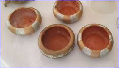 Brad artificial - ornamente și obiecte Crăciun