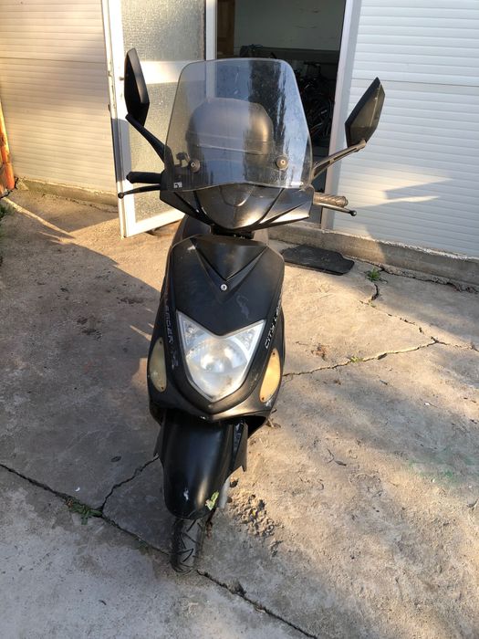 Vând scuter 50 c adus din Germania