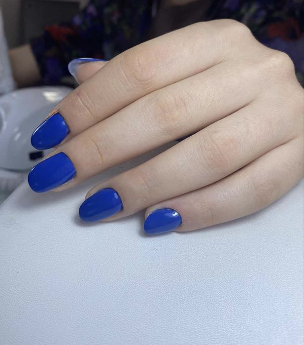 Unghii cu gel si semi