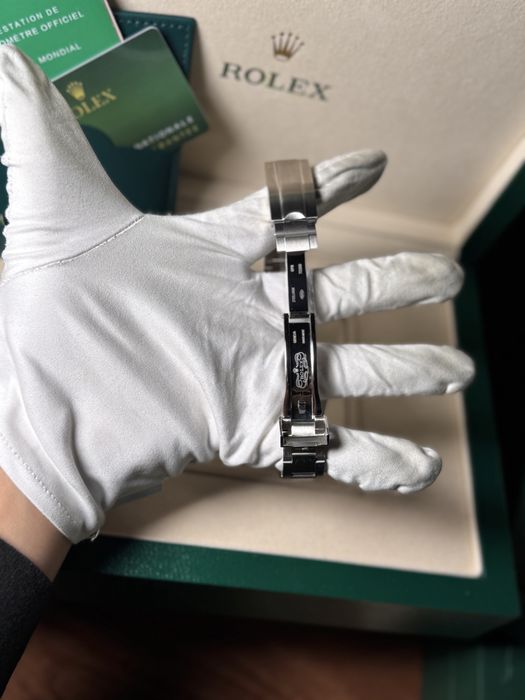 Часовник Rolex Starbucks