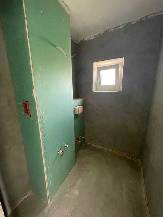 Ap. 4 camere  M16.  B-dul Lalelei