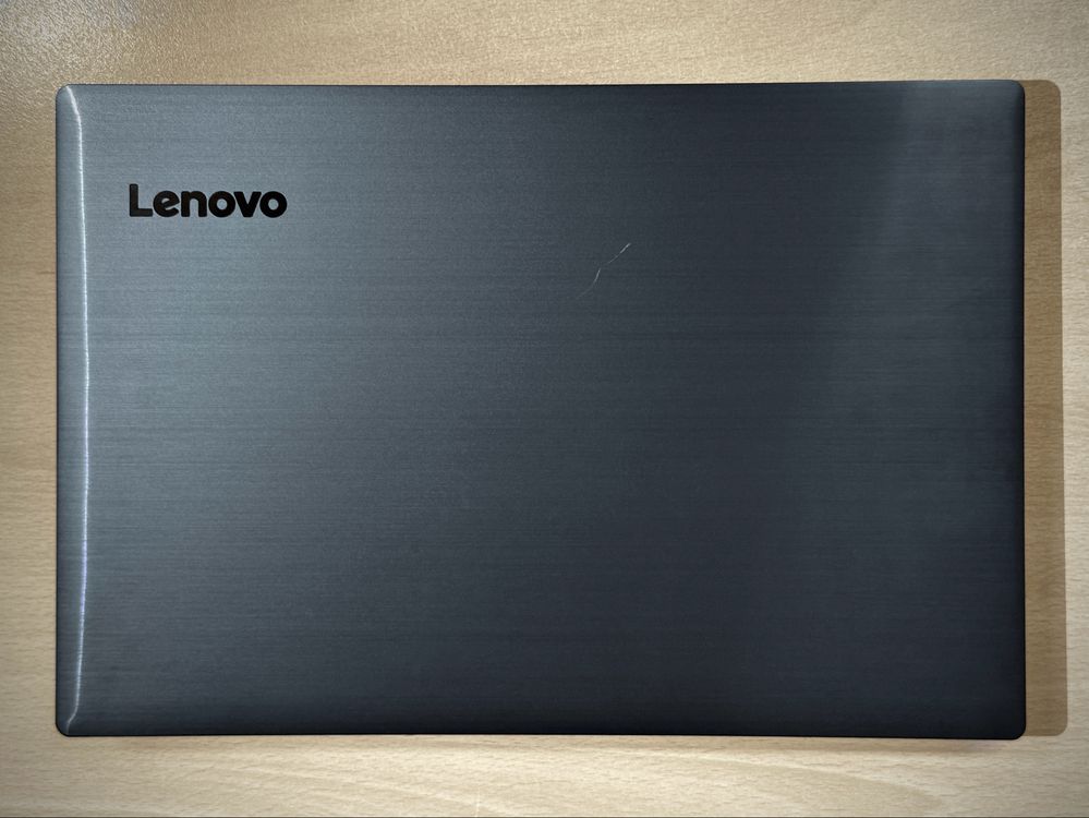 Лаптоп Lenovo V330-15IKB Core i7 1TB HDD + 128GB SSD
