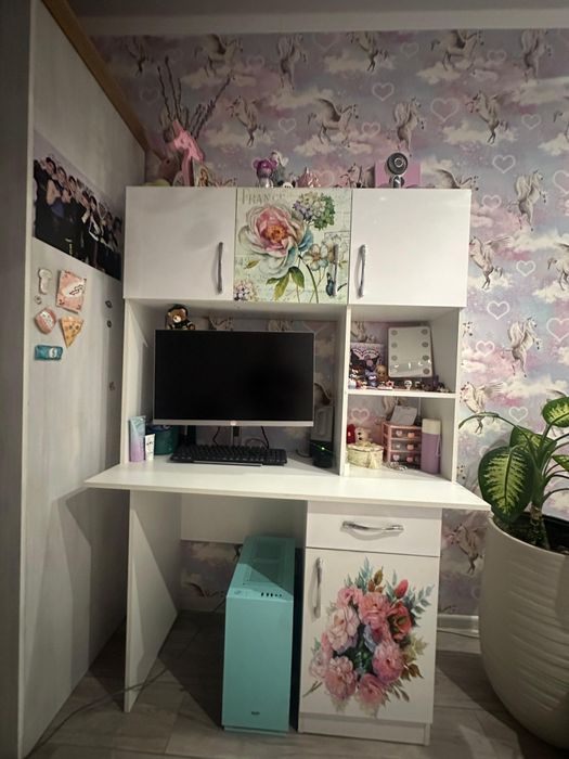 Компьютерный столик, рабочий столик, письменный столик