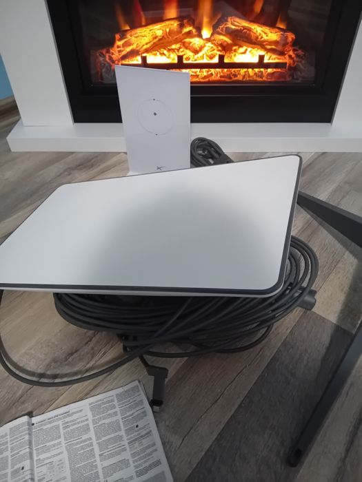 Vând antena STARLINK + Router Original - nou