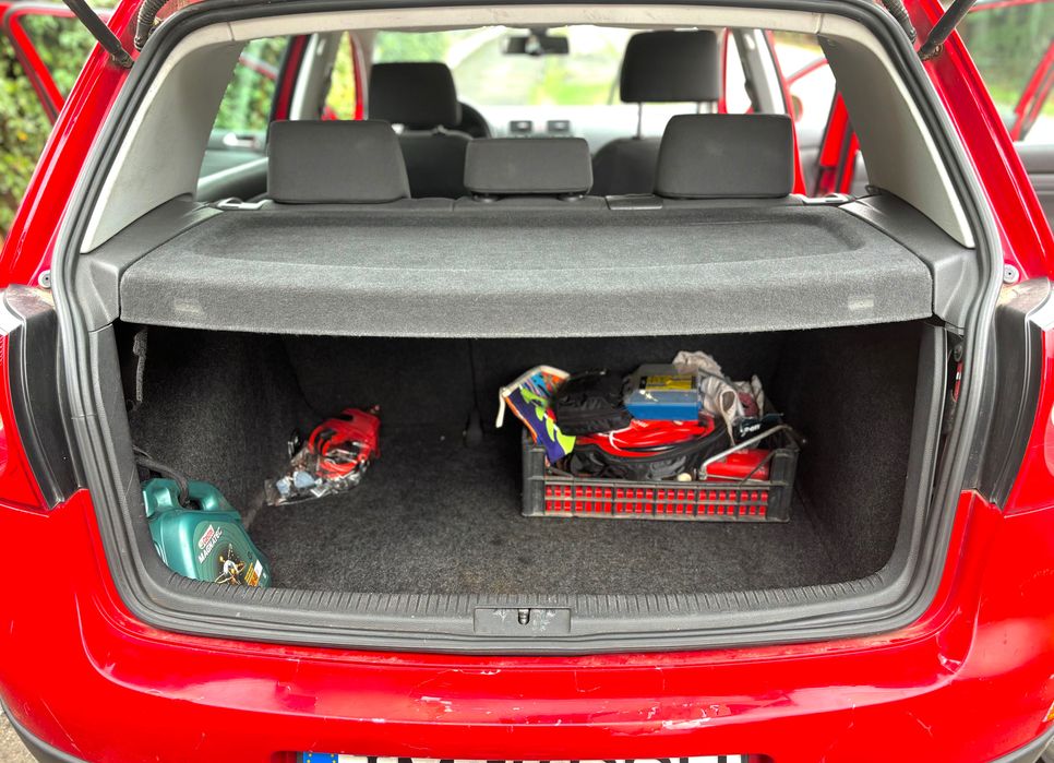 Vând VW Golf 5, benzină