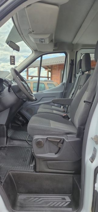 Ford Transit 7 locuri An 2015