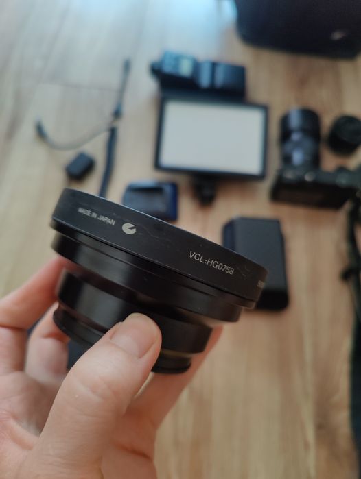 Sony Alpha 6000 Mirrorless Plus Multe Accesorii și 2 Obiective