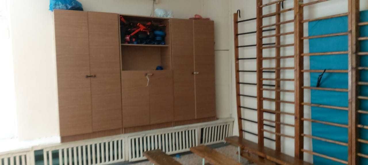 Срочно продам содержимое школы