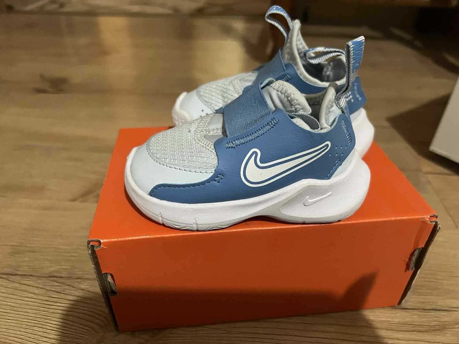 Nike за бебе маратонки