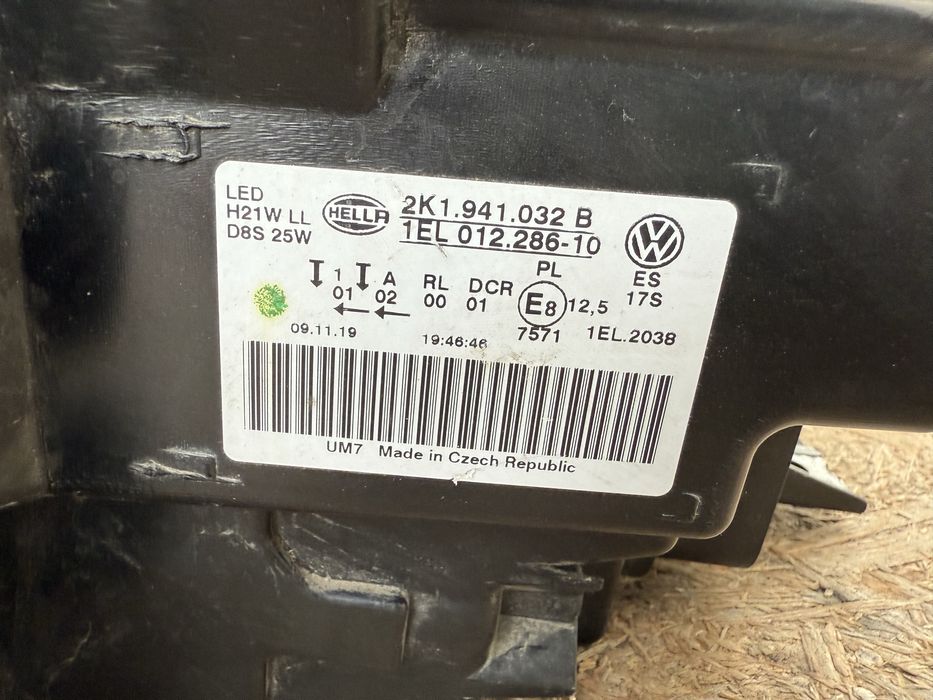 Far dreapta VW Caddy 2K Facelift Xenon + LED 2015-02020 Original