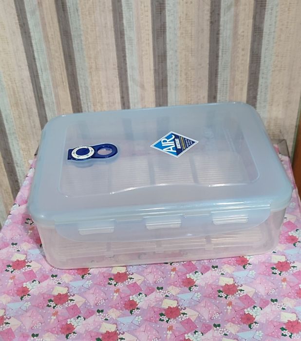 Контейнер пищевой, большой, вакуумный